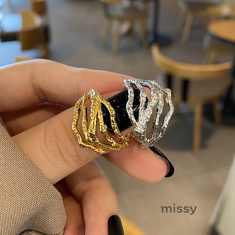 Mariajose Metallic Line Open Ring [XV0O445D]