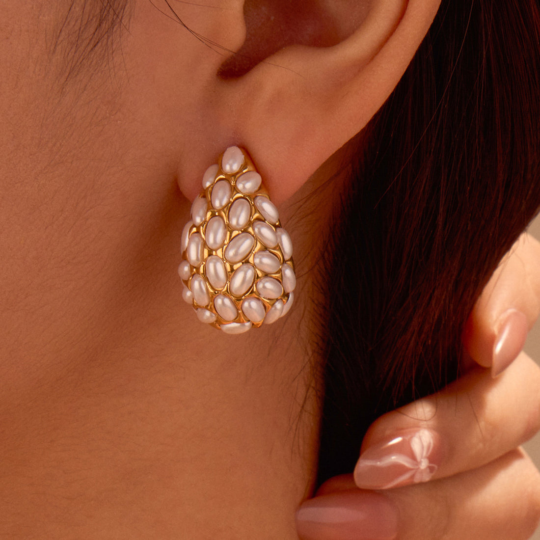 Mariamawit Waterdrop Pearl Earrings [SIK16YVV]