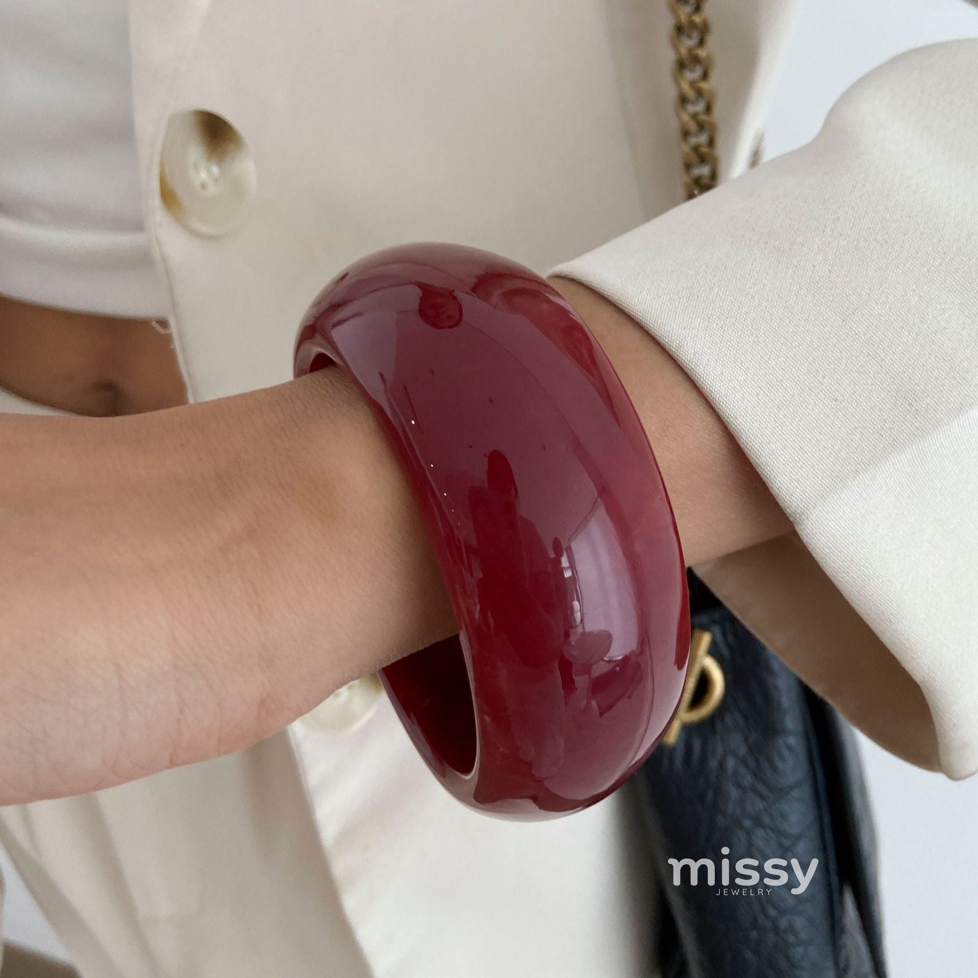 Maryn Asymmetrical Smudged Resin Bangle [R9JKTHLB]