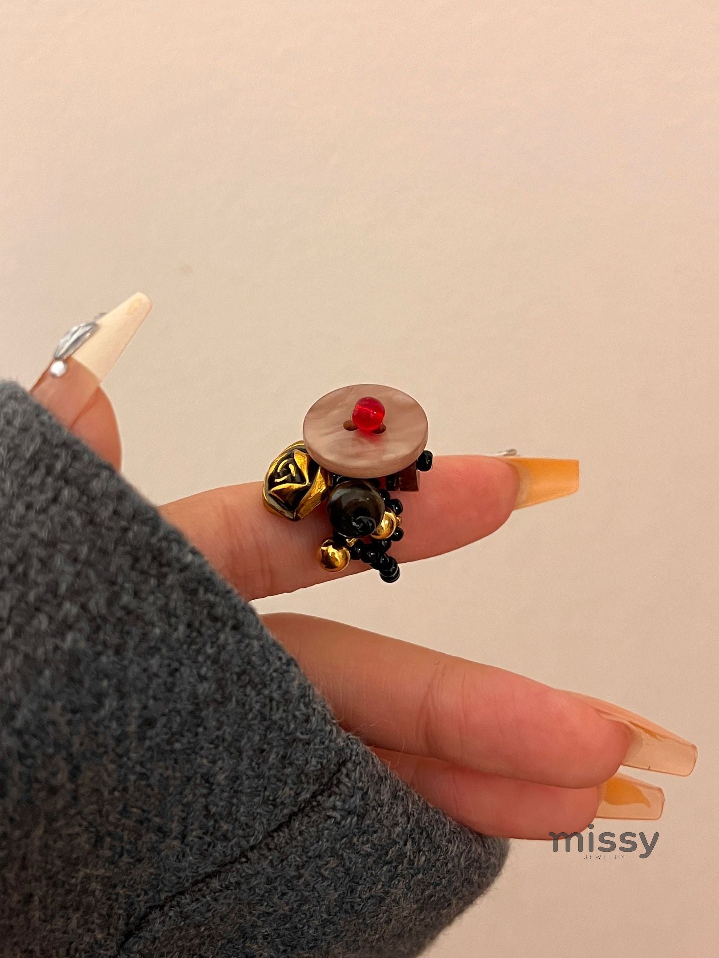 Mayleen Beaded Shell Ring [K3YBT35C]