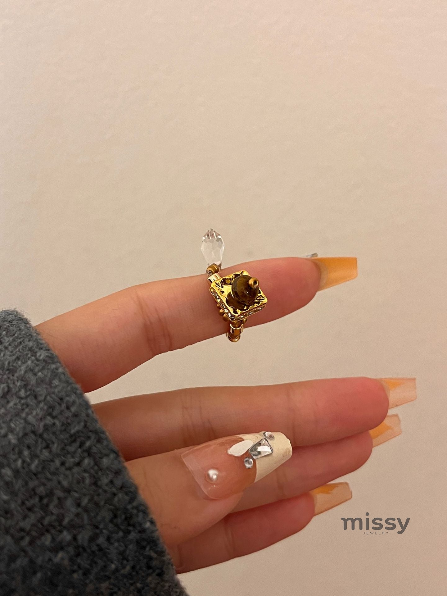 Mayleen Beaded Shell Ring [LDBFPJ5A]