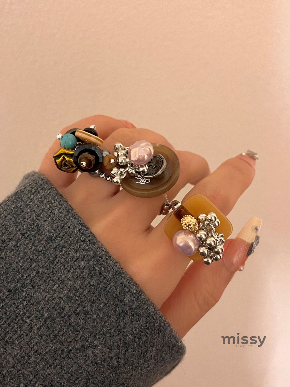 Mayleen Beaded Shell Ring [QZLP5RQ7]