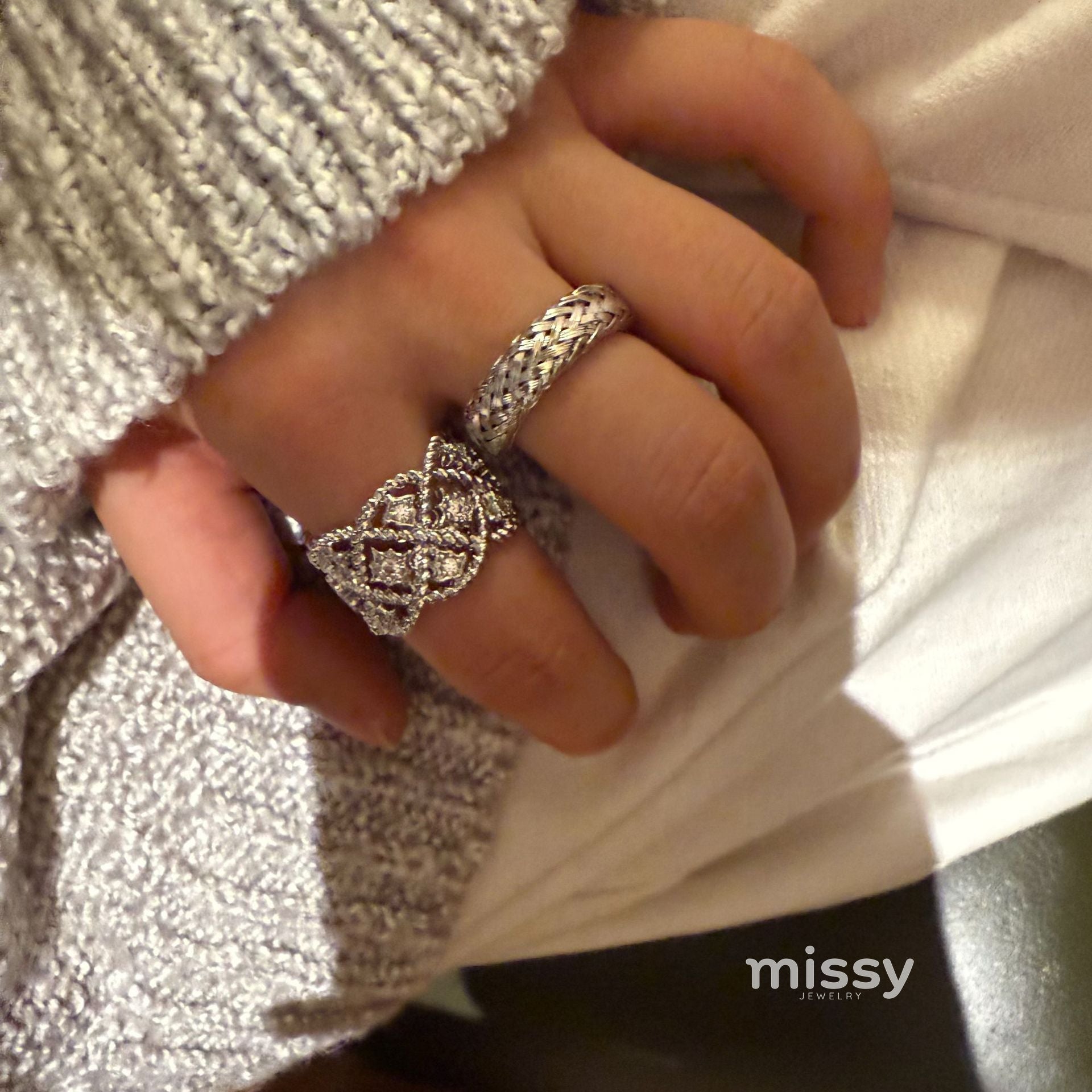 Mercy Zircon Lace Ring [C7MABV9R]