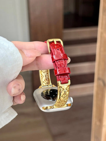 Metal and Leather Apple Watch Band [BOQSNNTI]