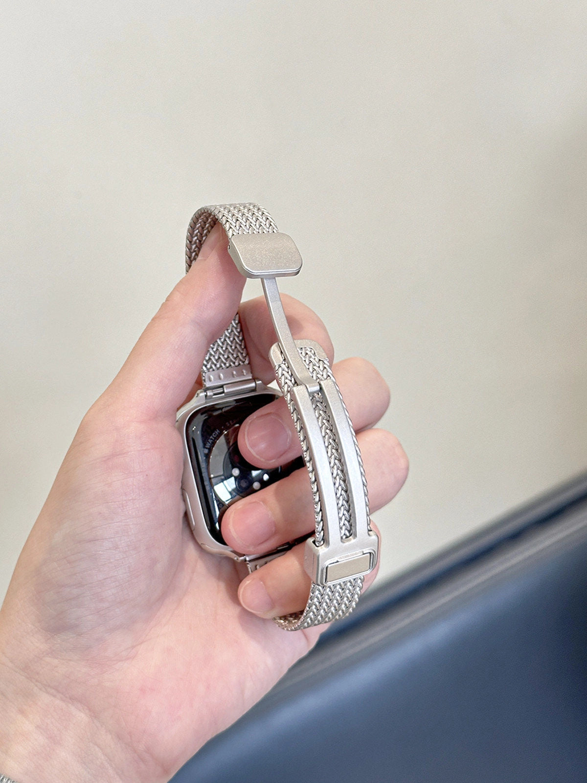 Milanese Loop Magnetic Watch Band [AD0SQO3H]
