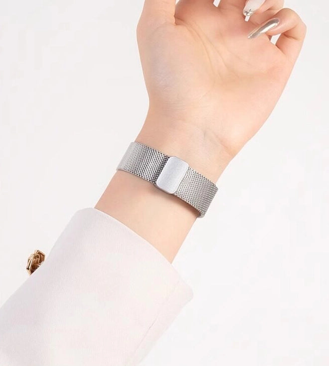 Milanese Mesh Apple Watch Band [0KFP28EM]