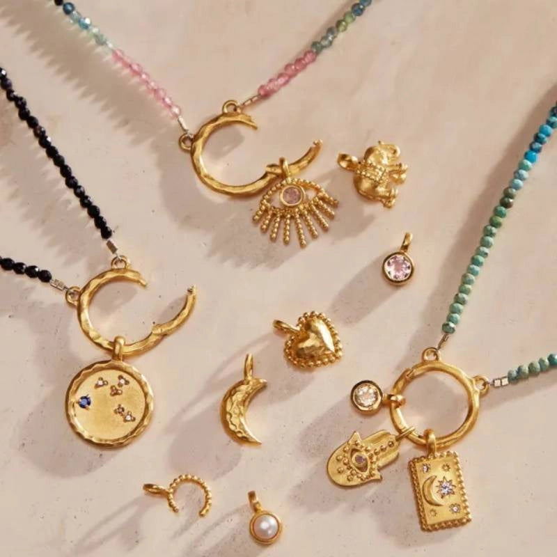 Mini Elephant Pendant Necklace [LVE8FSC2]