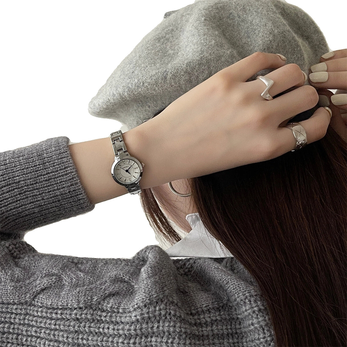 Minimalist Chain Bracelet Watch [QHEP5Q39]