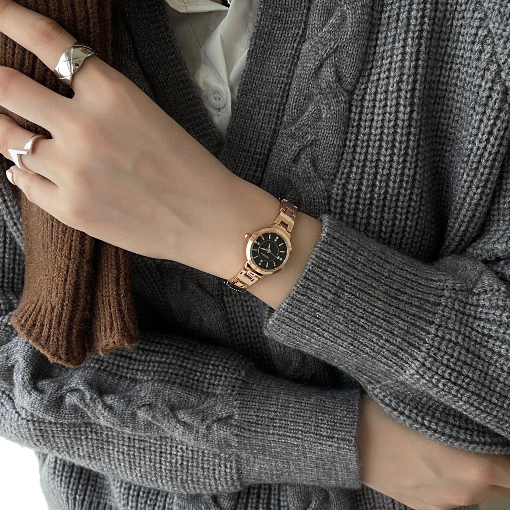 Minimalist Chain Bracelet Watch [QJHQRZRH]