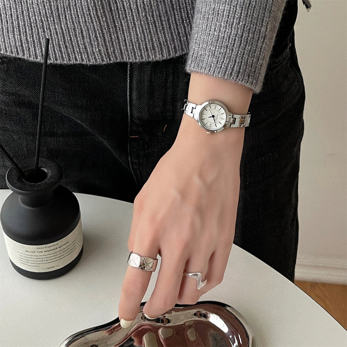 Minimalist Chain Bracelet Watch [KYHWWC8A]