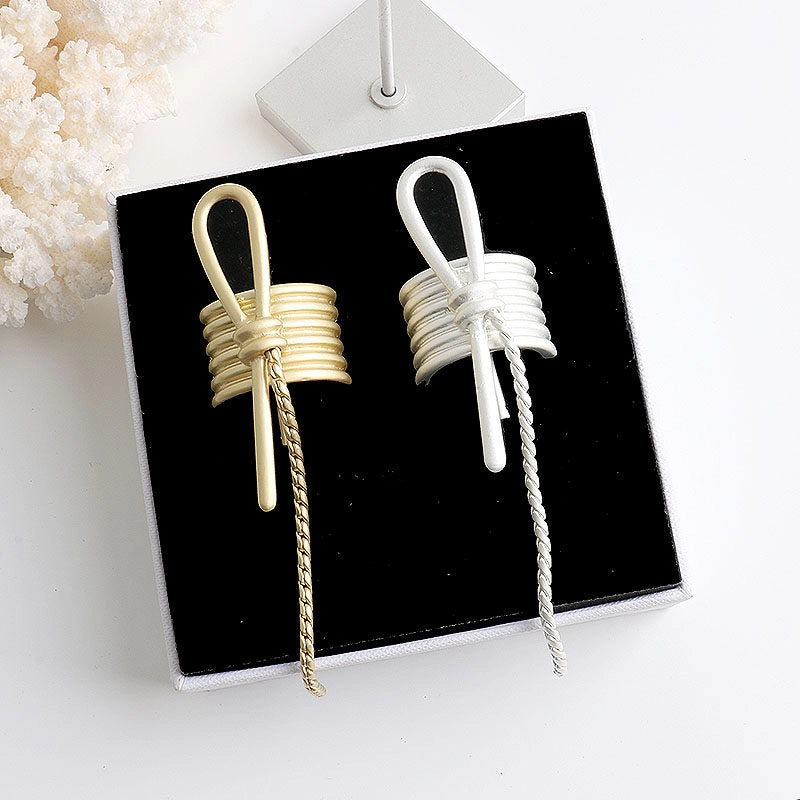 Minimalist Metal Hairpin Hair Clip [LO2U6OJ6]