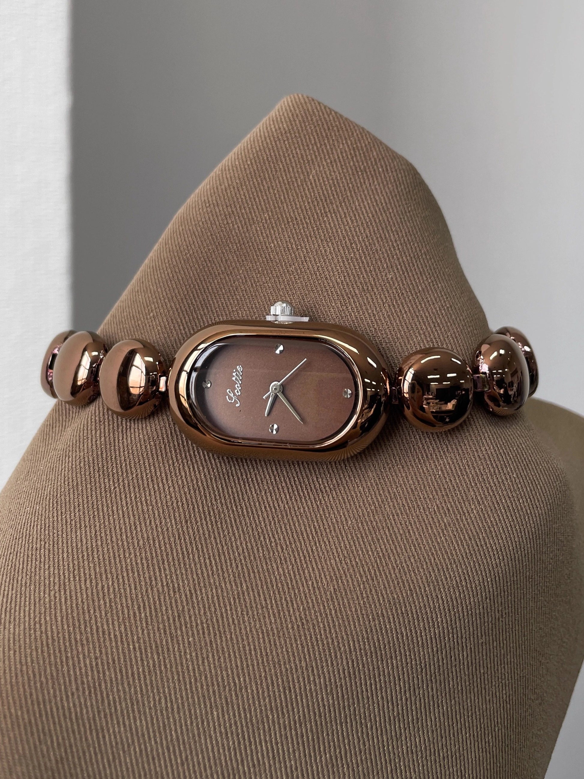 Minimalist Rectangular Bracelet Watch [EOF6ZQK6]