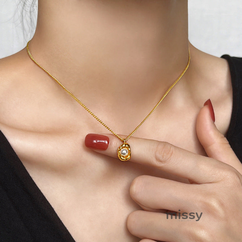 Miraya Pearl Pod Necklace [Q07IU6AY]