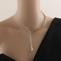 Mixed Metal Geometric Pendant Necklace [UPQ2BLJ7]