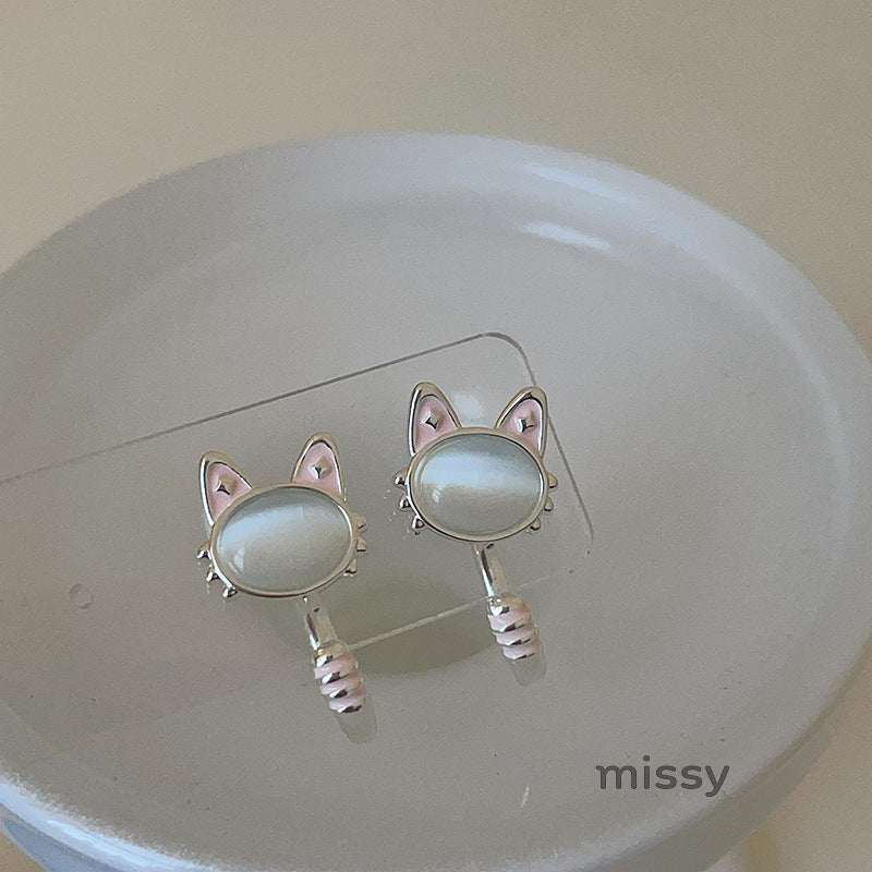 Mollie Iridescent Cat Studs [NTEPA3AK]