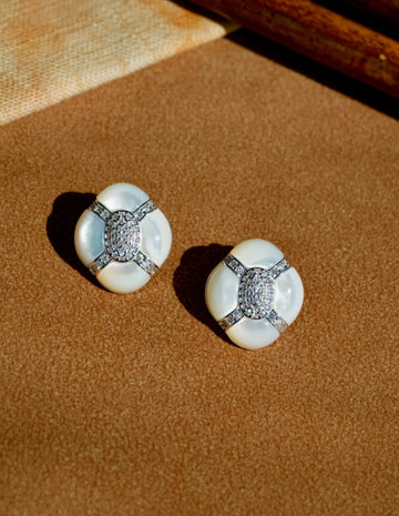 Mother-of-Pearl Drop Earrings [B8PPNRJJ]