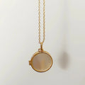 Mother of Pearl Locket Necklace [L18UA6PD]