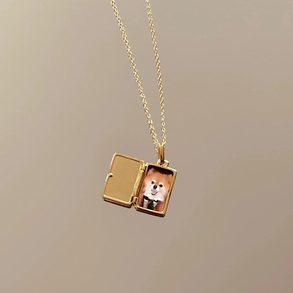 Mother of Pearl Locket Necklace [92Q8DT64]