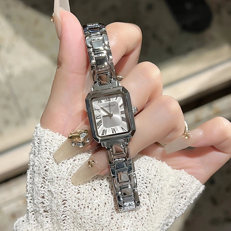 Mother-of-Pearl Square Bracelet Watch [07DLL141]