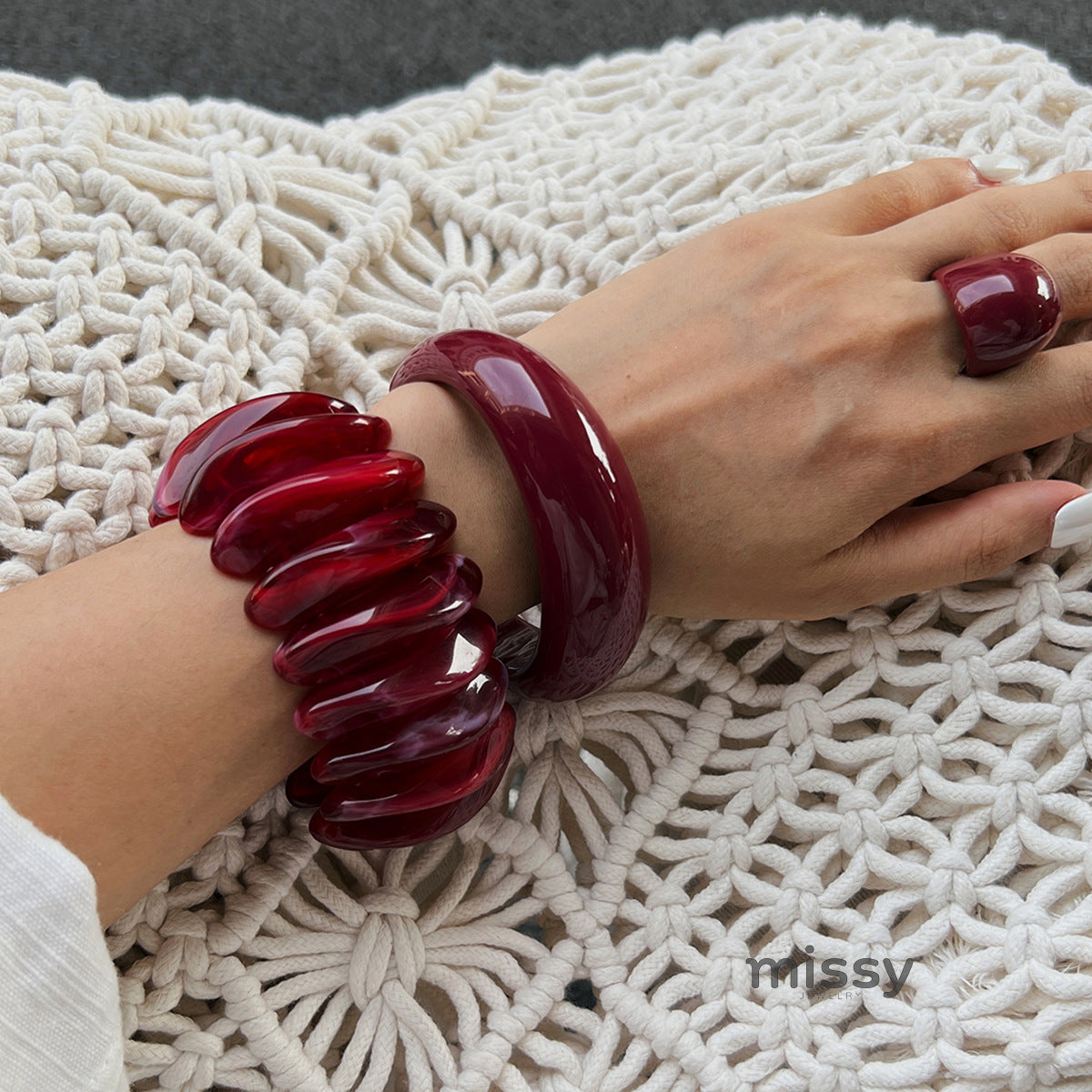 Muna Gradient Wave Bracelet [U418H8SS]