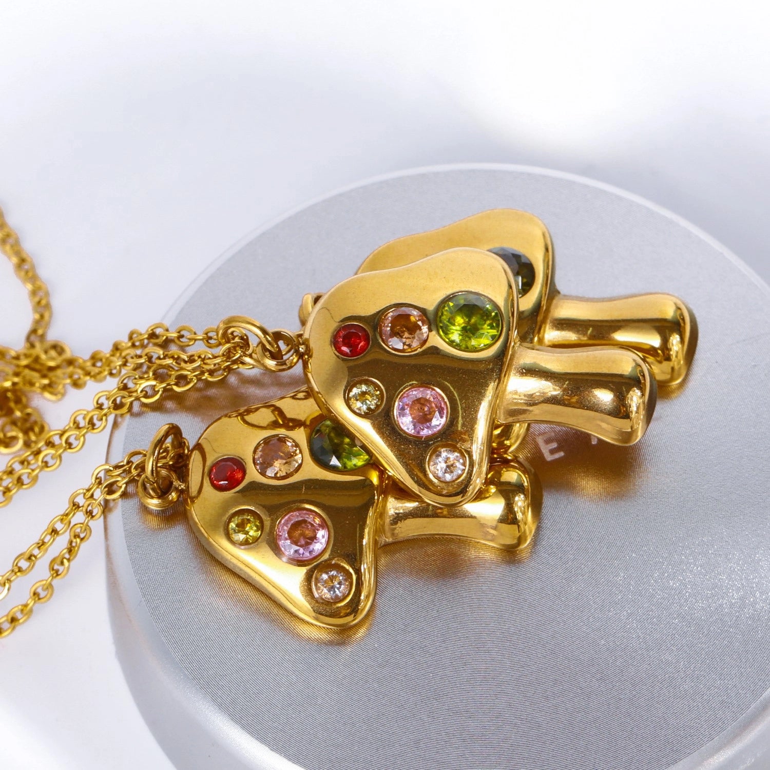 Mushroom Pendant Necklace [YD0ZGEMF]