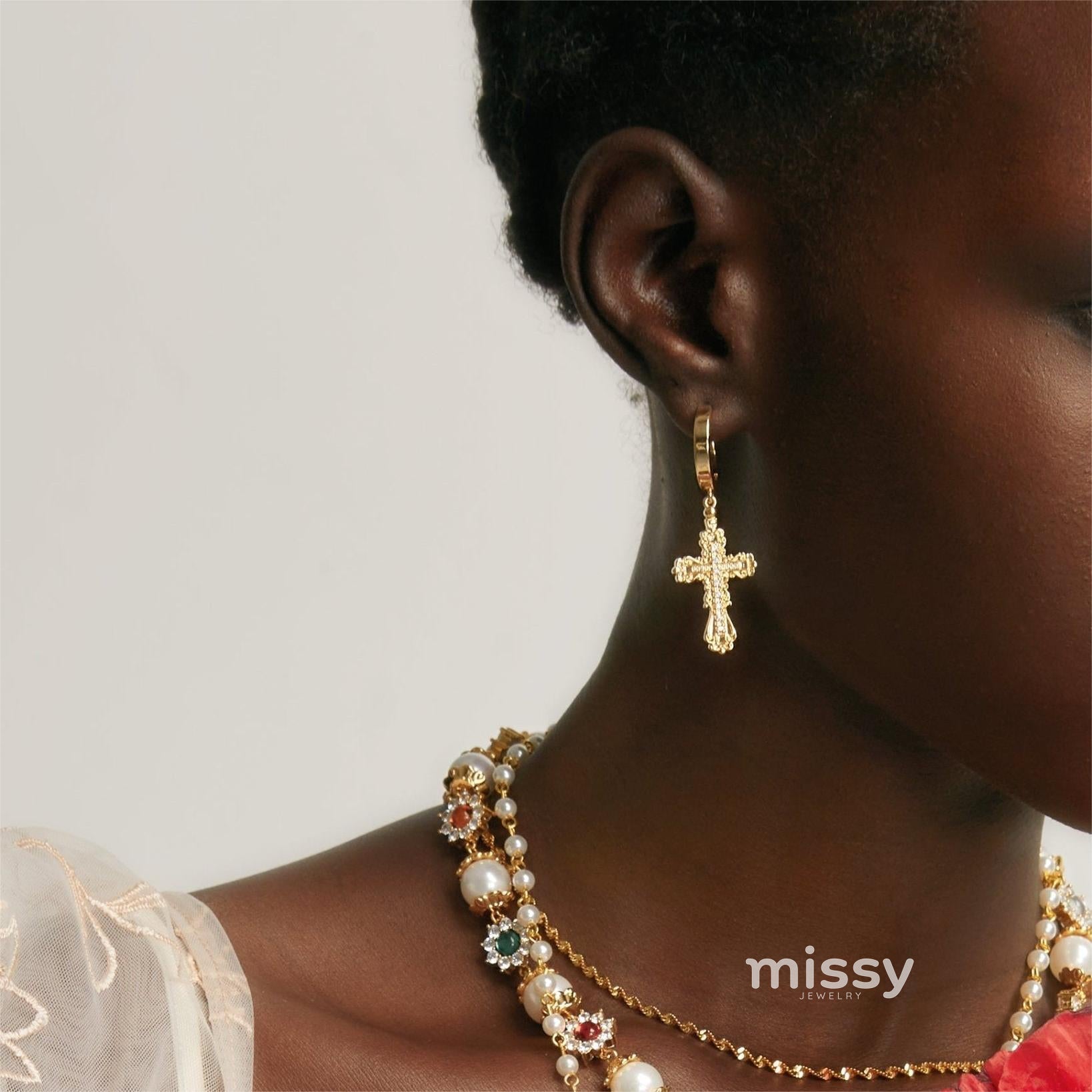 Mykayla Shell Pearl Cross Necklace [JTVX3M1M]
