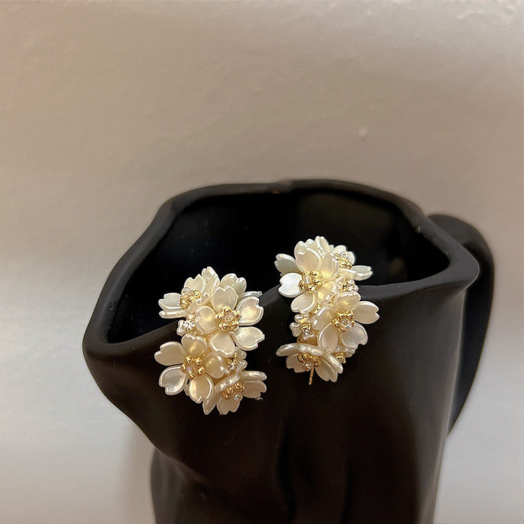 Myleigh Blossom Stud Earrings [6QCDSFAA]