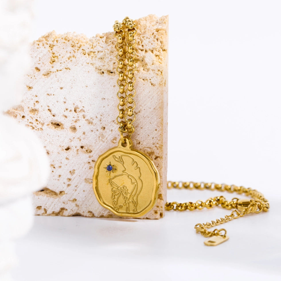 Mythology Medallion Pendant Necklace [5QHV4L4D]
