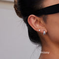 Nahla Sculptural Hoop Earrings [E8ENU1Q6]