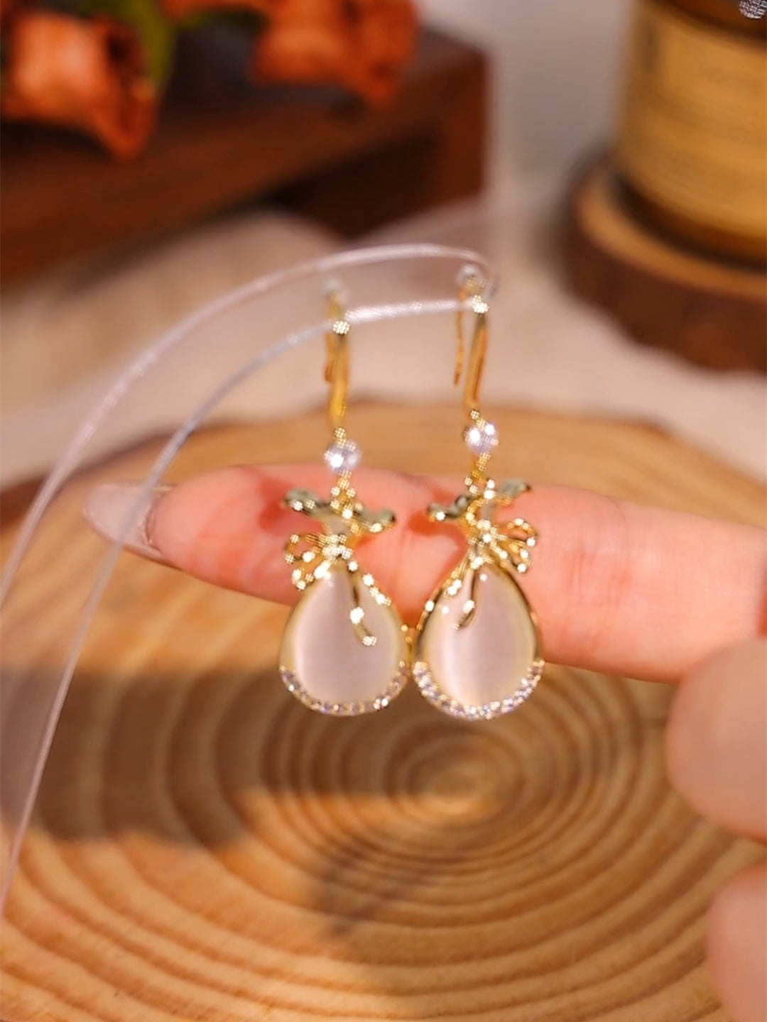 Naomy Gold Cat's Eye Drop Earrings