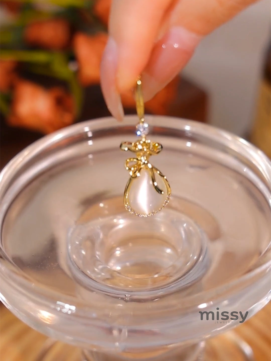 Naomy Gold Cat's Eye Drop Earrings