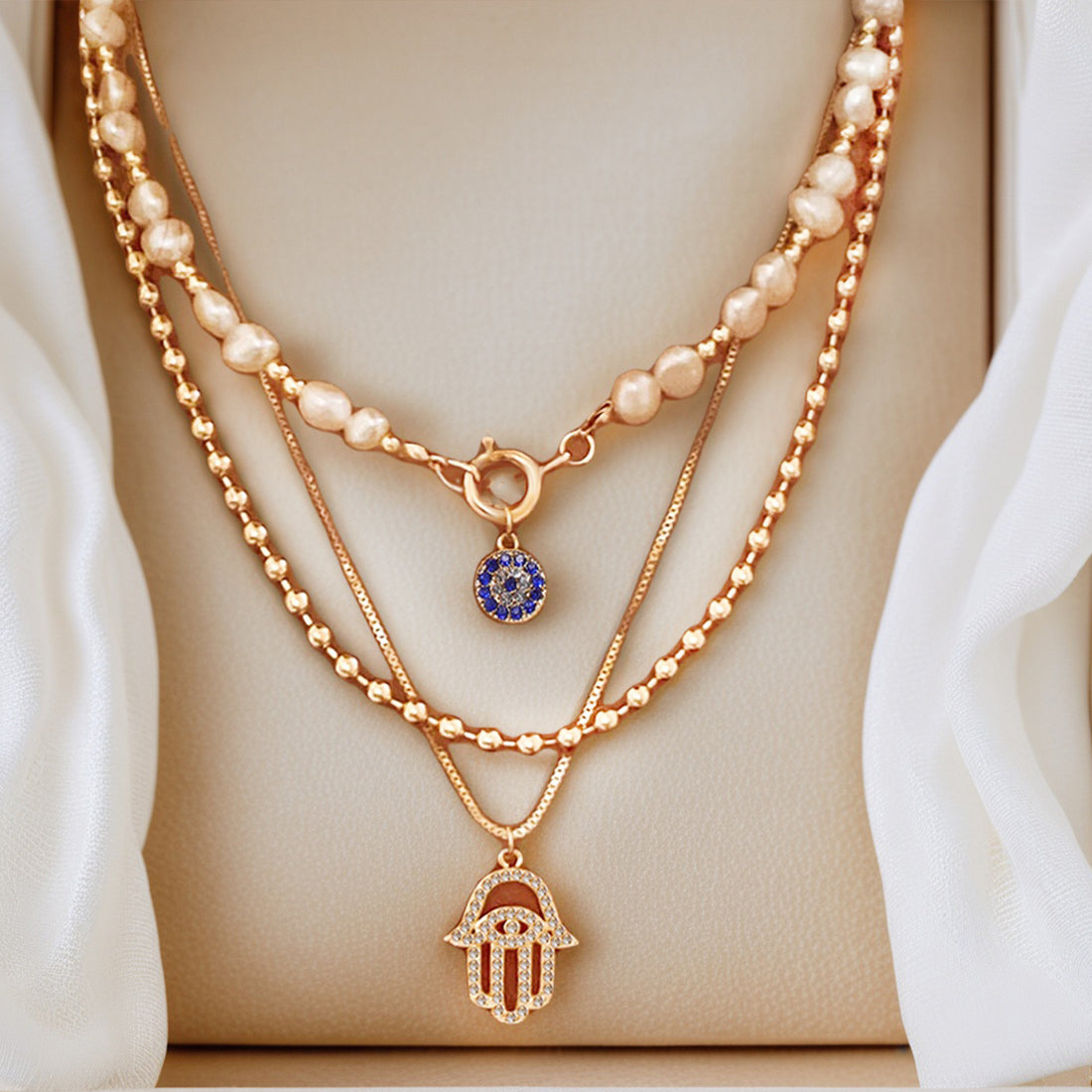 Neha Layered Eye Pearl Necklace [D6BJZXN4]