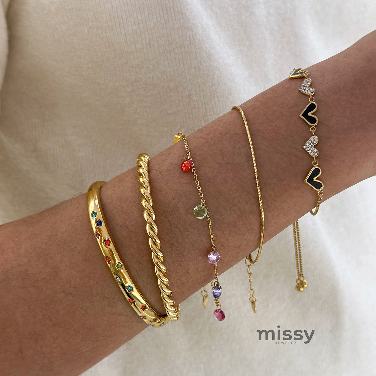 Nilah Diamond Heart Charm Bracelet [1CQLXQZ9]