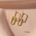 Nirvi Geometric Twist Ear Cuff [1VROSTAX]