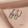 Nirvi Geometric Twist Ear Cuff [TTOLPW3O]