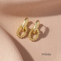 Nirvi Geometric Twist Ear Cuff [YT3T4HXQ]