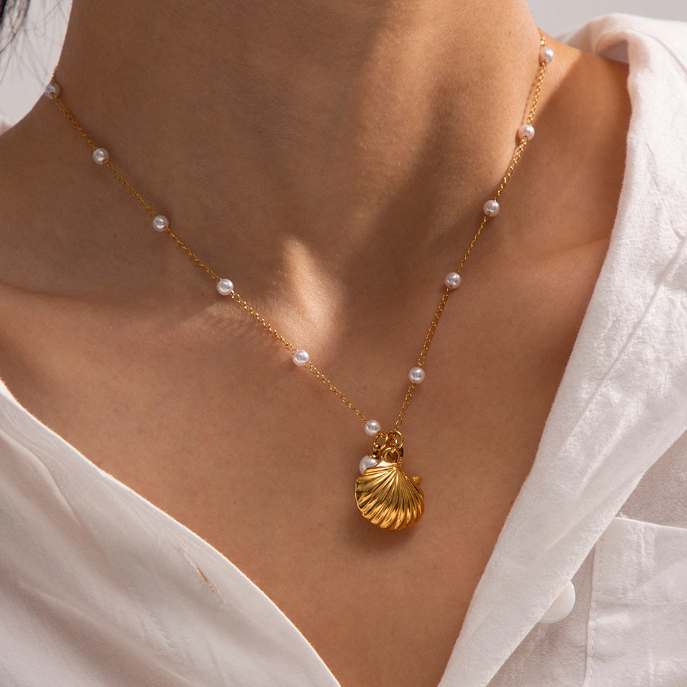 Ocean Shell Pendant Necklace [A8QYUDLX]