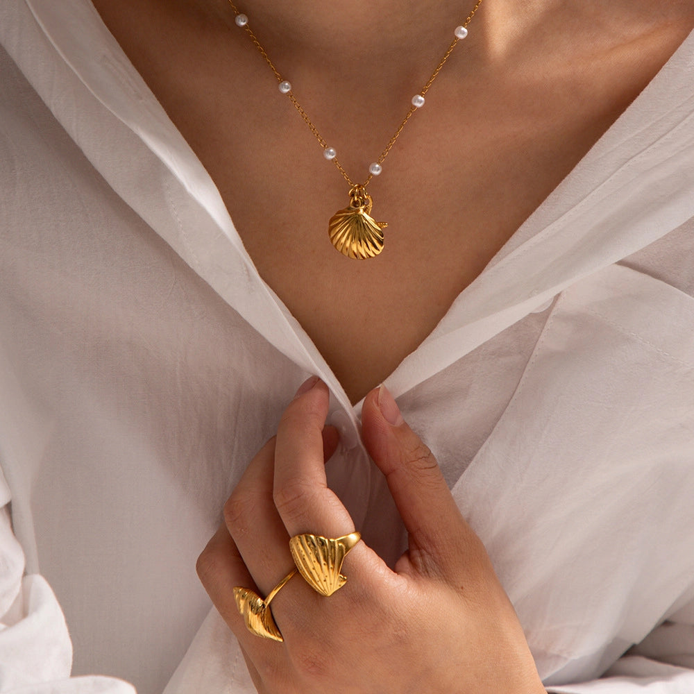 Ocean Shell Pendant Necklace [BMZ2LKXB]