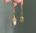 Octopus Pendant Pearl Necklace [RRYZBJQE]