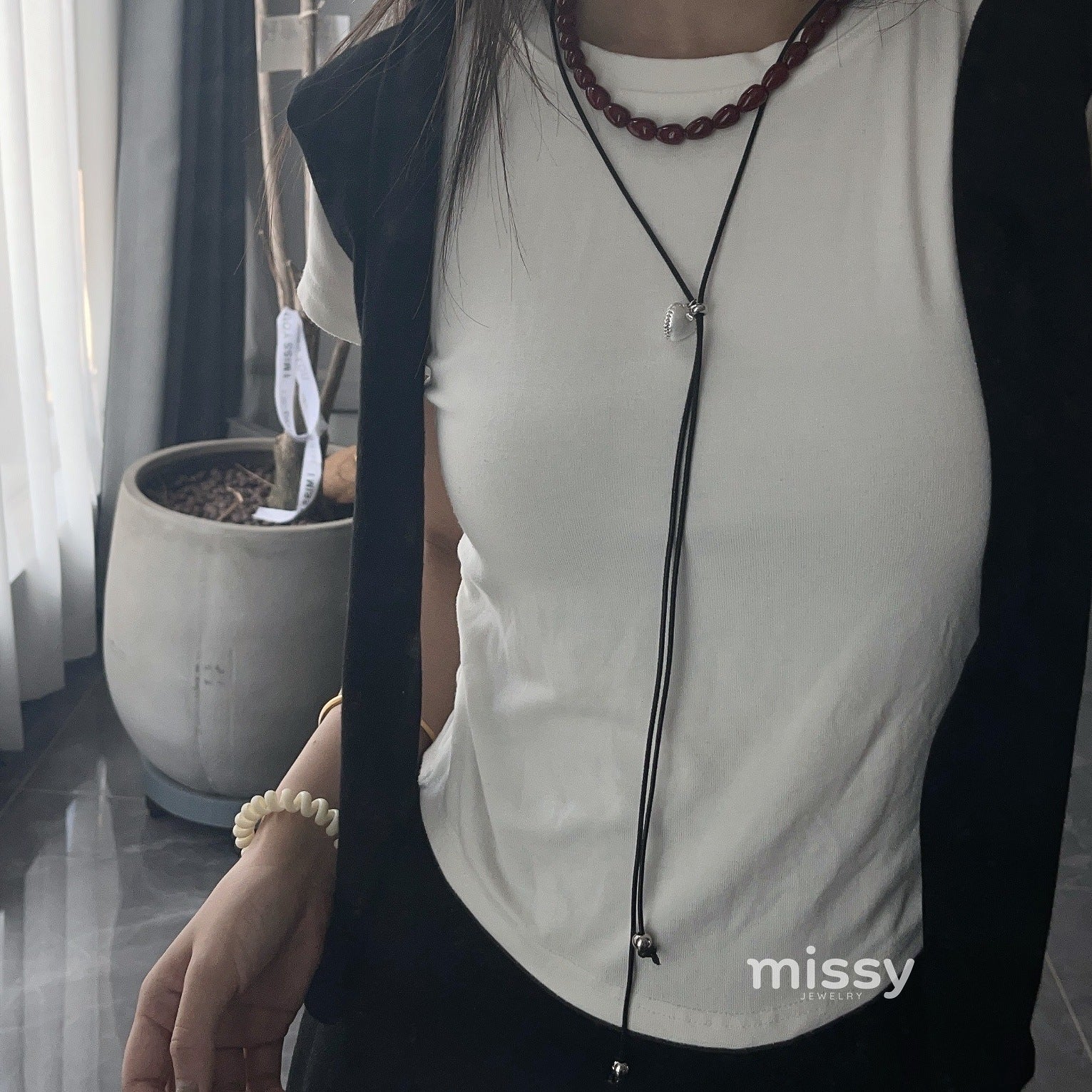 Odessa Brushed Pendant Necklace [5PZ24NCG]