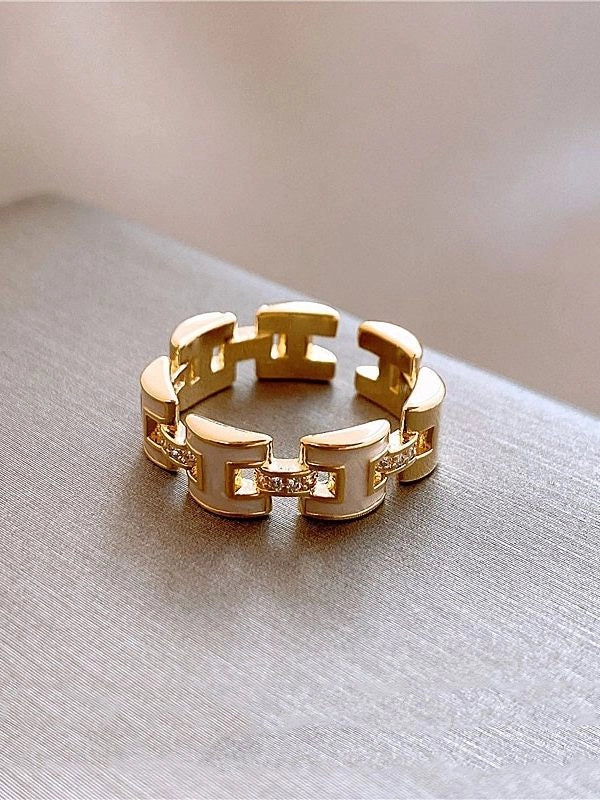 Open Band Ring with H Detail [3CLSCV68]