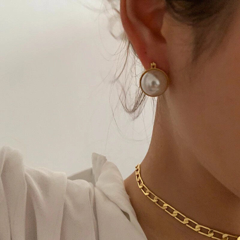 Open Pearl Hoop Earrings [DLKPADO2]