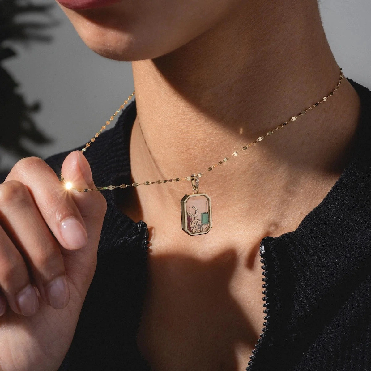 Openable Photo Locket Pendant Necklace [NNP94KON]