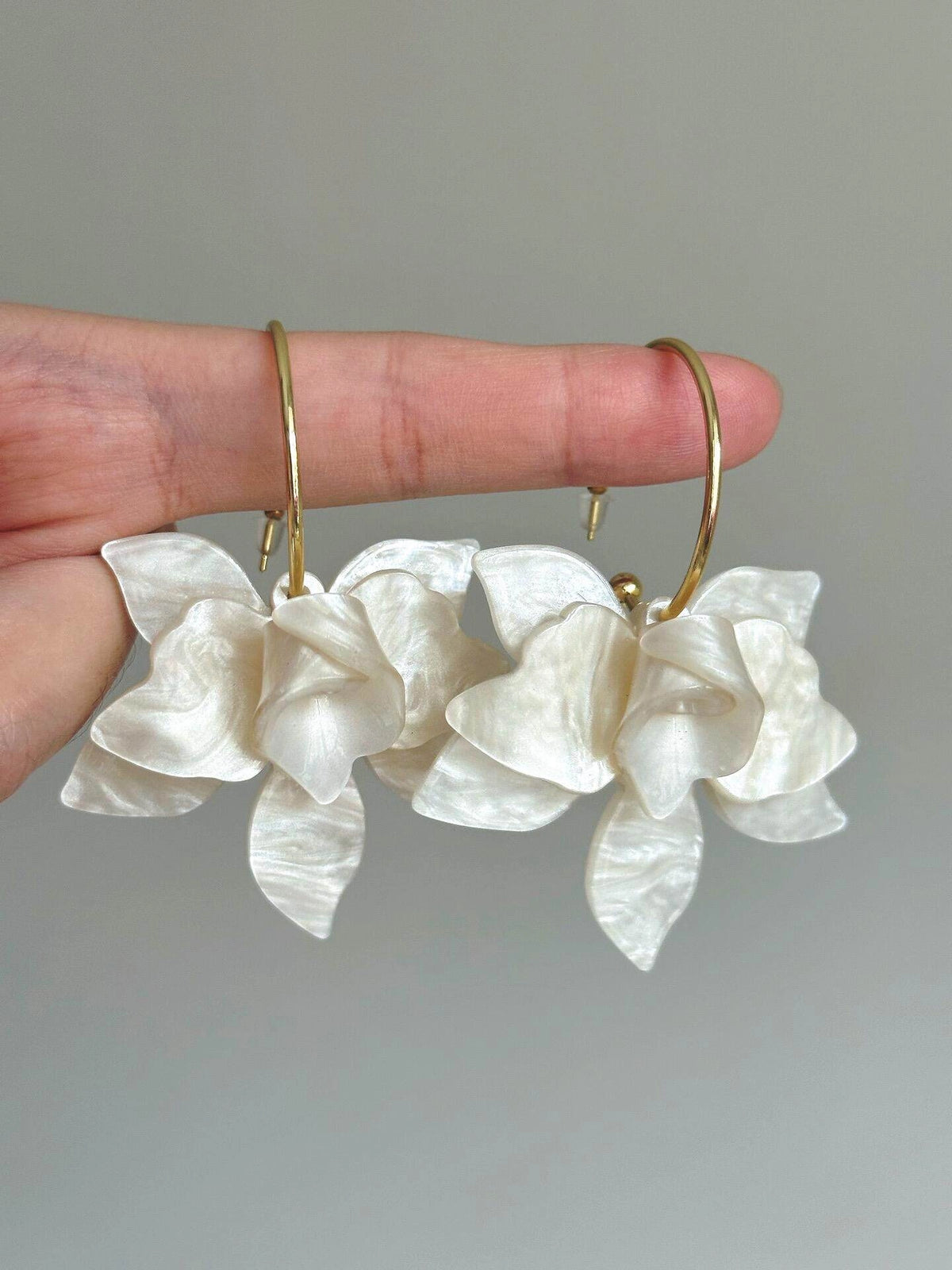 Orchid Stud Earrings [W3WUAUW5]