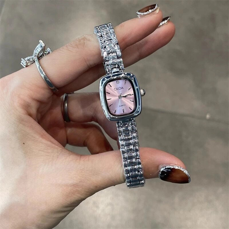 Oval Dial Bracelet Watch [MQBJ2D1O]