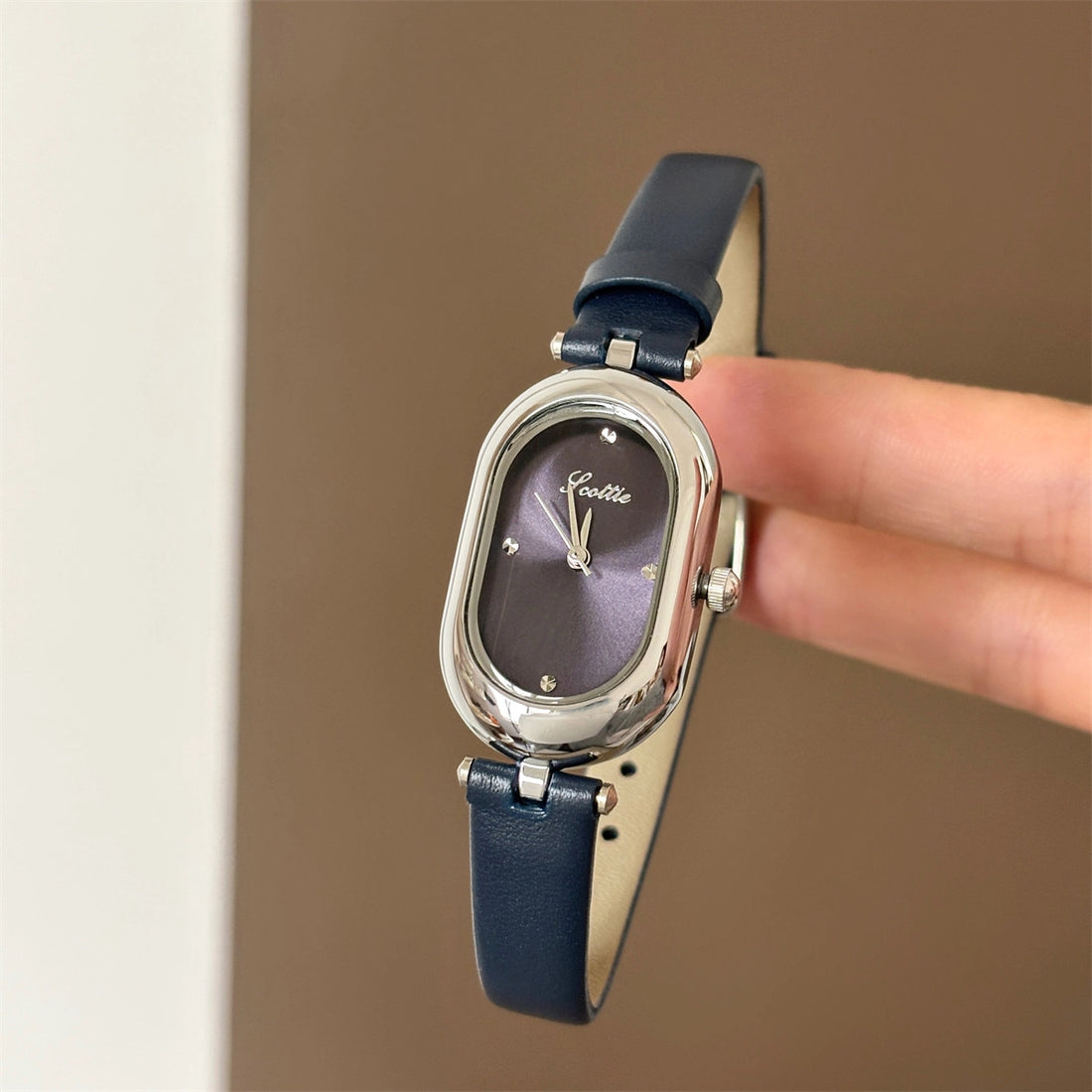 Oval Dial Leather Strap Watch - Khaki (Gold Frame) [CMPHCFUI]