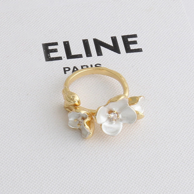 Pear Blossom Open Ring [TA8R8WB6]