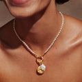 Pearl and Gold Chain Necklace [6W4K0YZV]