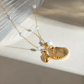 Pearl and Shell Pendant Bracelet [NTRCOZD5]
