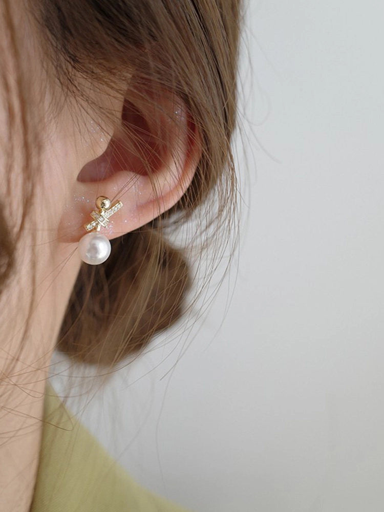 Pearl Bowknot Stud Earrings [XW95T4UX]